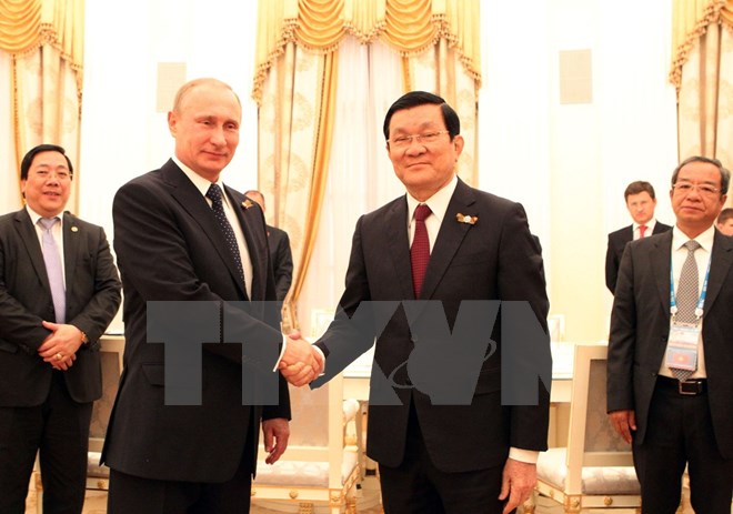 ong putin nga va viet nam duy tri doi thoai chinh tri nhip nhang