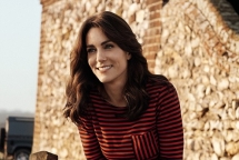 khong sieu mau nao xuat hien tap chi vogue y de trang bia trang tron