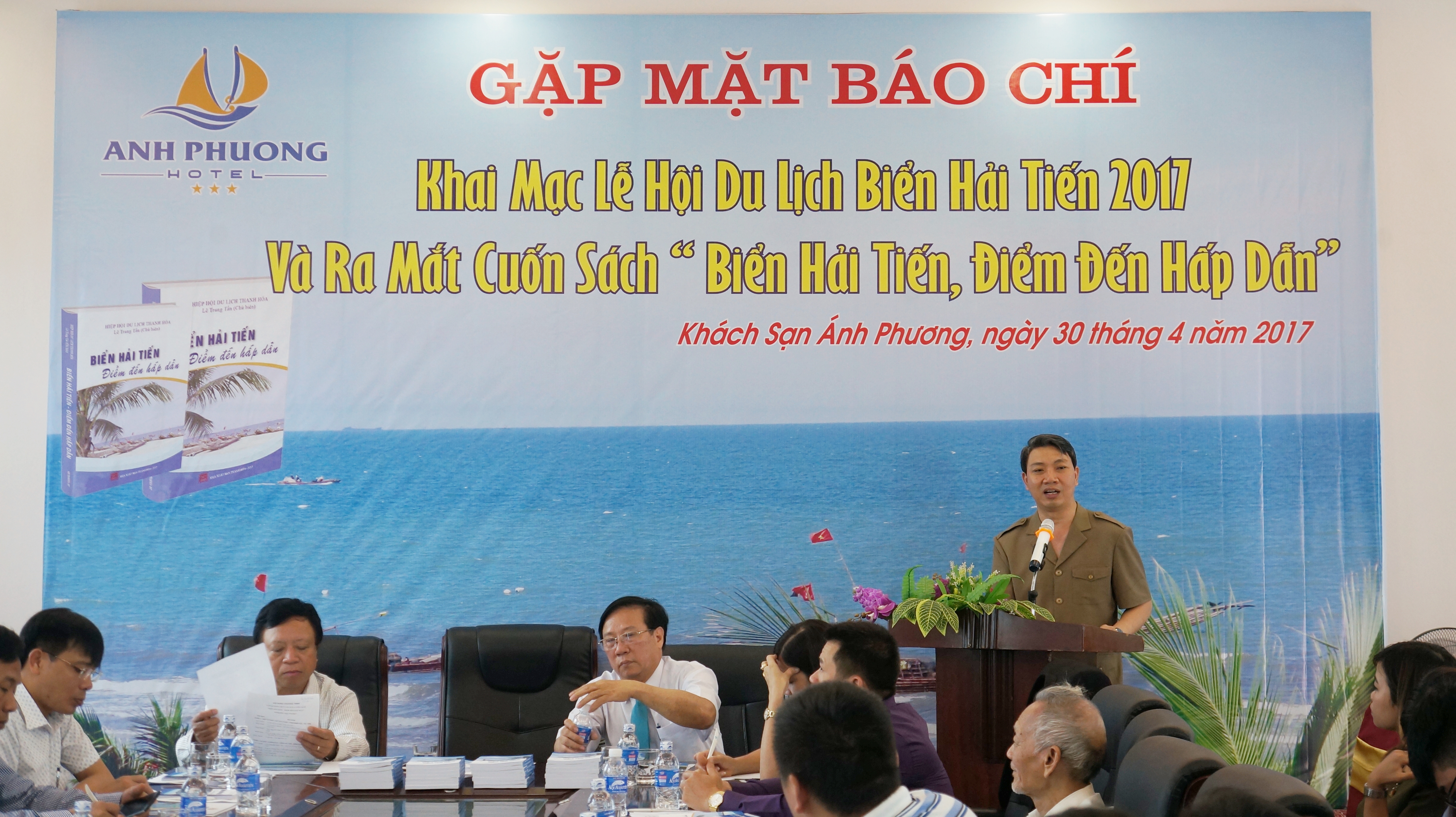 hai tien vung dat tiem nang cua du lich bien
