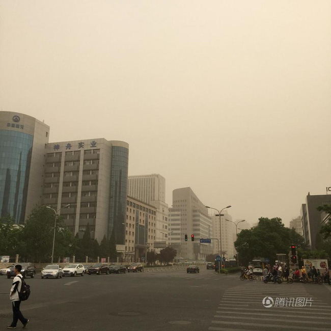 chum anh nhieu thanh pho cua trung quoc bi nhan chim trong cat bui ky luc