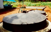 hai duong ngat khi 3 anh em ruot lan luot tu vong thuong tam duoi ho biogas