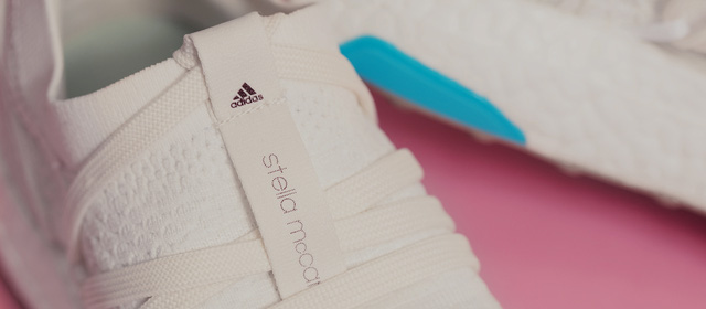 can canh doi giay lam tu rac thai dai duong cua adidas da co mat tai viet nam rat nhe de ngoai sieu ben