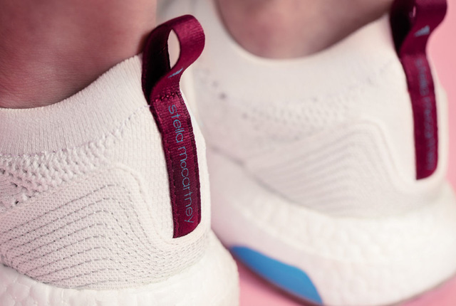 can canh doi giay lam tu rac thai dai duong cua adidas da co mat tai viet nam rat nhe de ngoai sieu ben