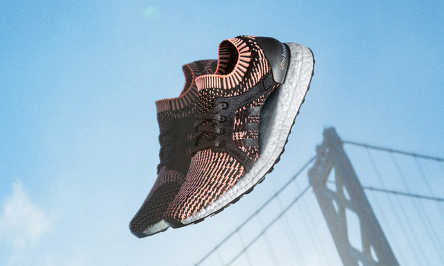 can canh doi giay lam tu rac thai dai duong cua adidas da co mat tai viet nam rat nhe de ngoai sieu ben