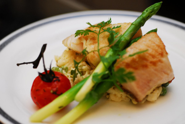 chum anh tan huong dich vu nhu khach san nam sao tren chuyen bay cua hang hang khong singapore airlines