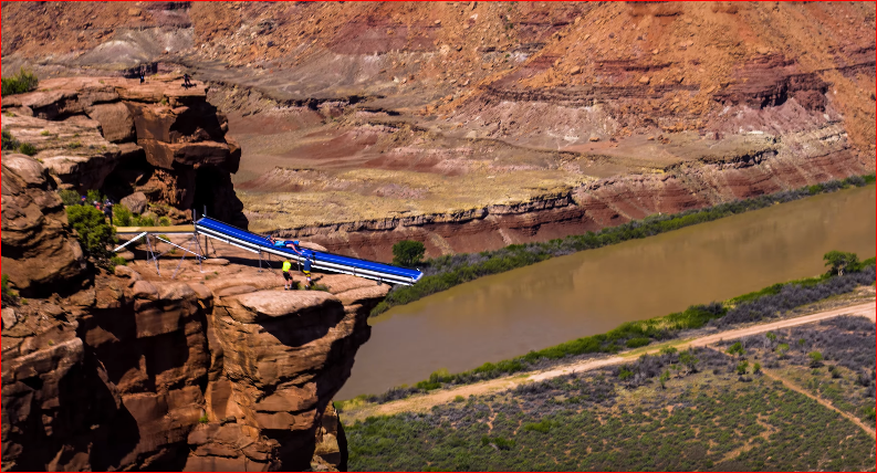 gan 300 nghe si tham gia chuong trinh lung linh sac mau yen bai