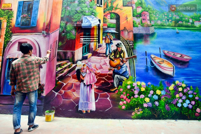ngam buc tranh tuong 3d phong canh goc pho venice day mau sac trong ngo nho ha noi