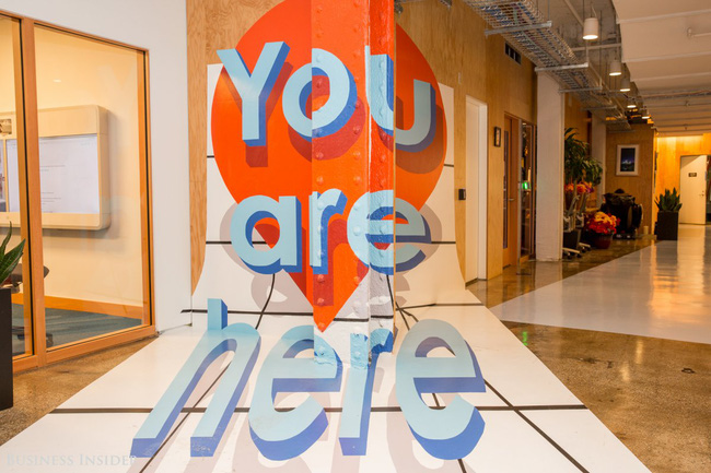 ben trong van phong lam viec dep nin tho cua facebook tai new york