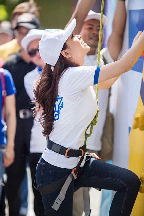 hoang thuy linh tao dang nhi nho ben ngo kien huy