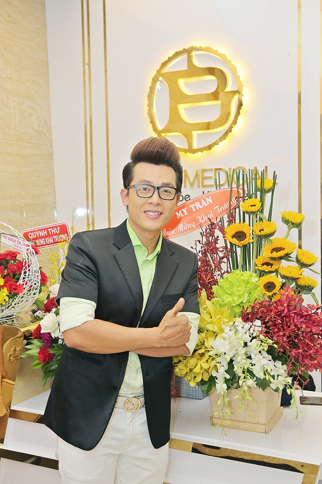 lan dau me dien vien hoa hiep xuat hien cung con trai