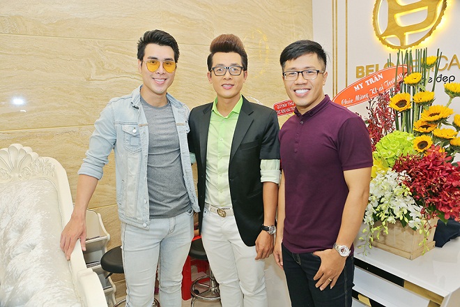 lan dau me dien vien hoa hiep xuat hien cung con trai