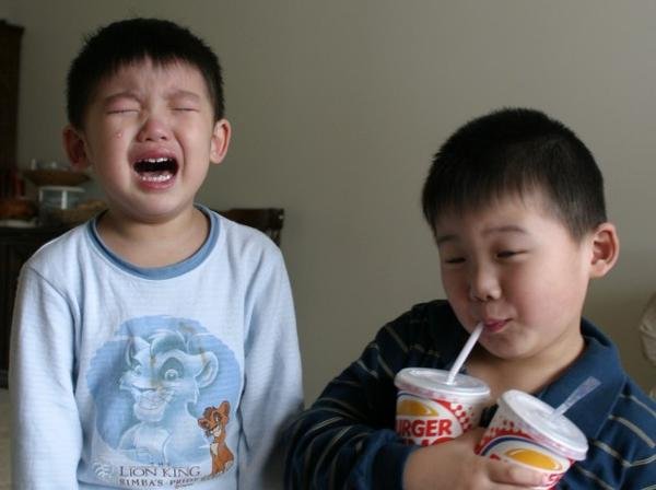 top 9 thoi quen gay lang phi thoi gian 99 dan ong deu mac phai it nhat mot thu