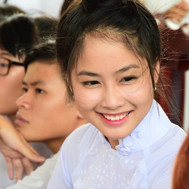 top 40 hoa hau viet nam len tieng sau scandal clip sex bi to giat chong chi moi 21 tuoi thoi ai chang co sai lam