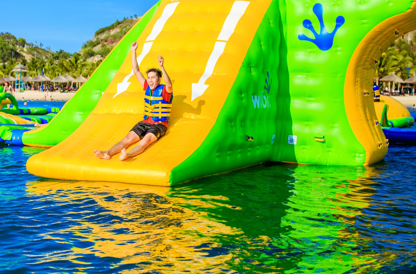 diem danh nhung diemdau tien va nhat tai vinpearl land nha trang