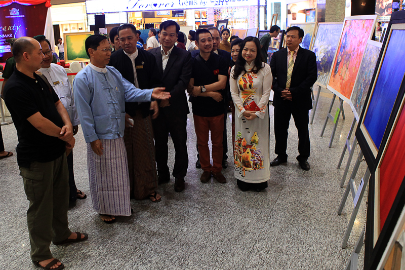 trien lam tranh tang cuong giao luu van hoa viet nam myanmar