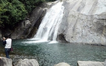 quang nam ru nhau di tam tai ho sau nam sinh lop 10 bi duoi nuoc thuong tam