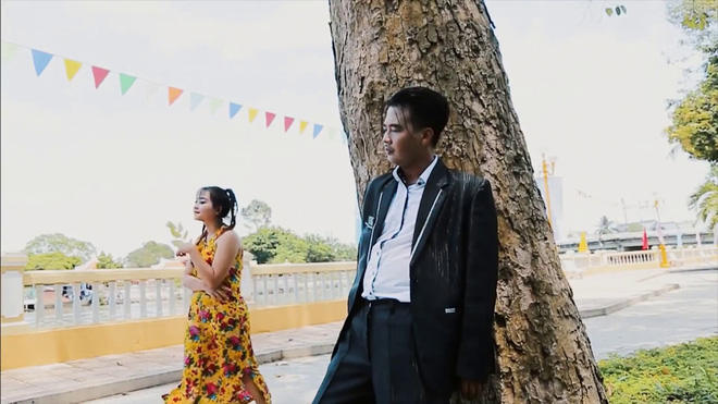 nguoi pha hong ca khuc phia sau mot co gai nhung lai duoc ung ho la ai