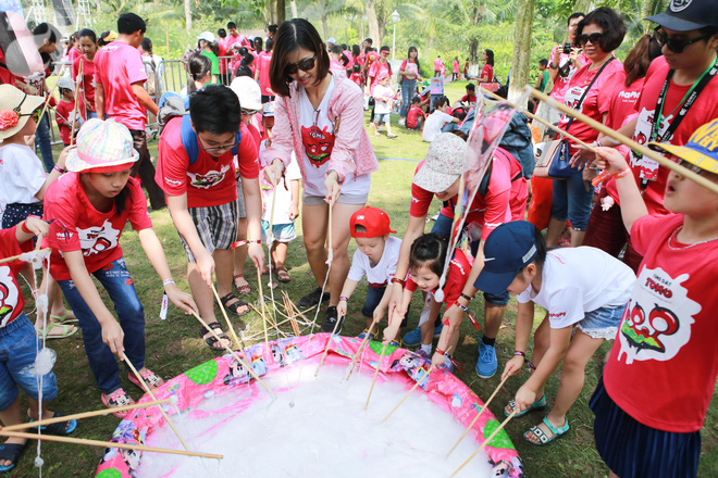 tre nho cung gia dinh phat cuong trong dai duong bot min lon nhat viet nam