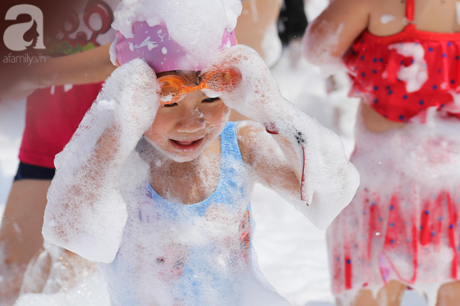 tre nho cung gia dinh phat cuong trong dai duong bot min lon nhat viet nam