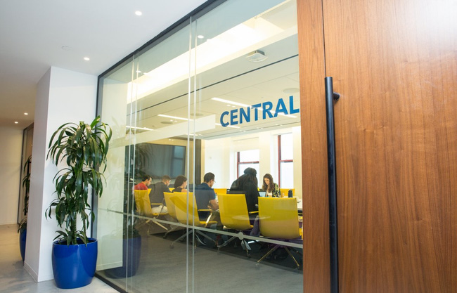 tham quan van phong lam viec tri gia 23 ti do cua linkedin tai new york my