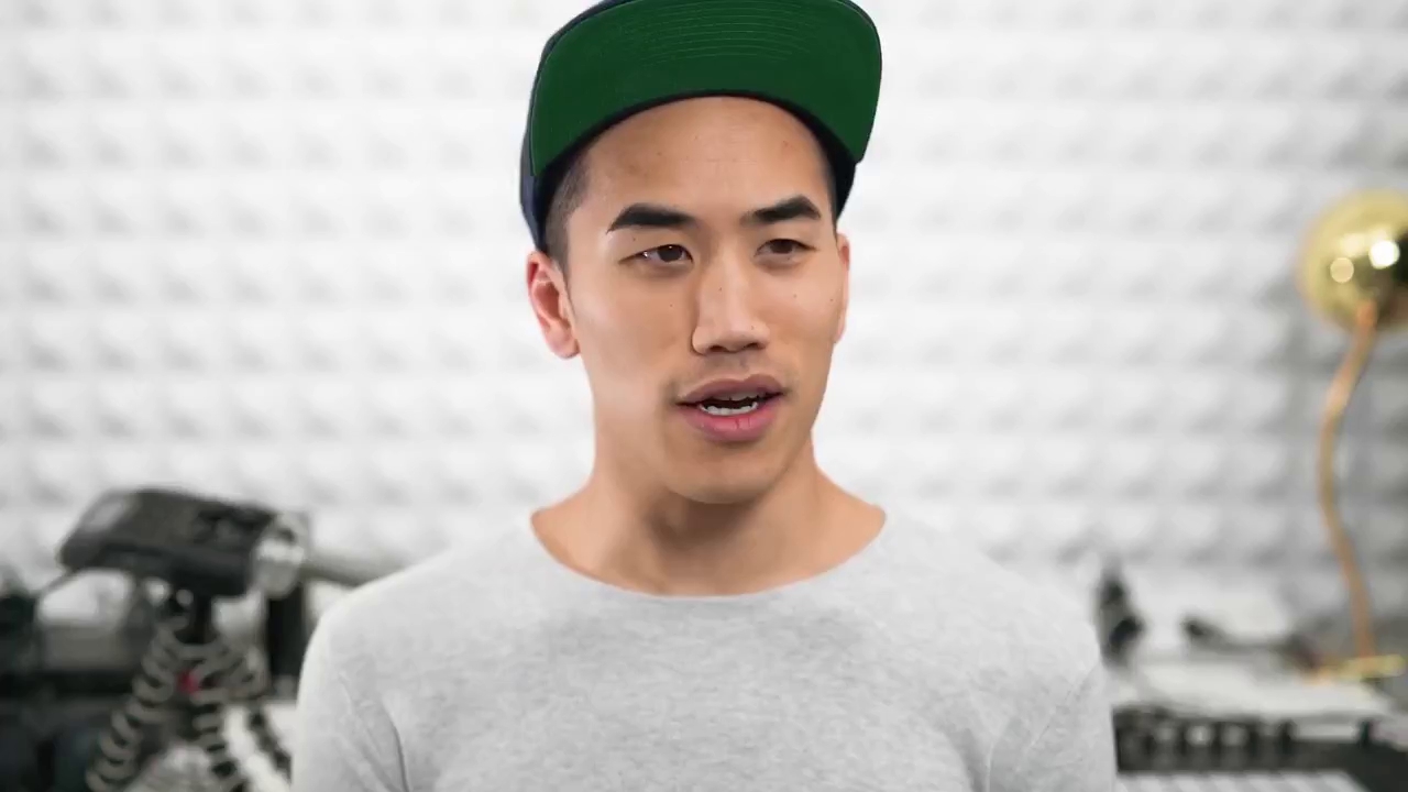 youtuber nay da dung fidget spinner de sang tac nhac techno tuy don gian nhung cuc bat tai va gay nghien 100