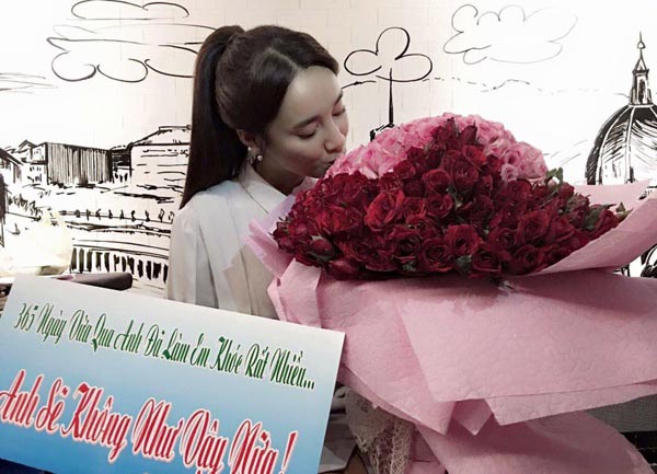 tran thanh truong giang lay long ban gai noi tieng nho nhung mon qua xa xi