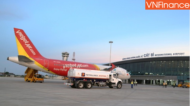 vietjet air bi huy chuyen bay vi nu du khach trung quoc doa co bom o san bay cat bi