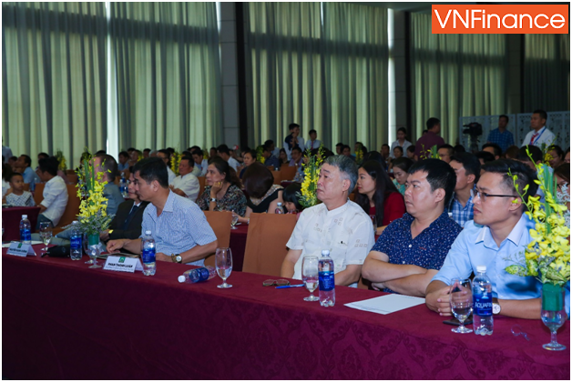 nha pho thuong mai hai mat tien eurowindow garden city dot nong thi truong bds xu thanh