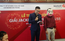 xo so vietlott het sot hang loat diem ban hang dong cua