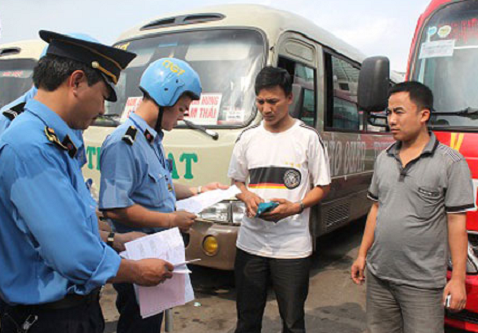 ha noi thu hoi giay phep kinh doanh van tai cua 1225 don vi