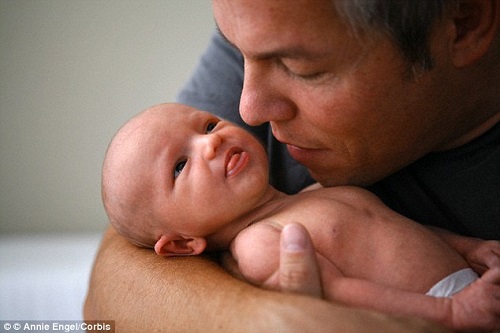 ai de sinh con mac benh tu ky