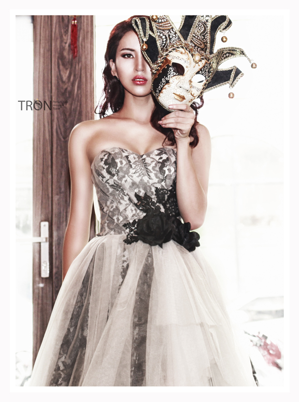 thanh huyen the face khoe ve dep co dien