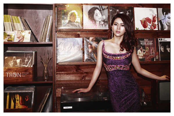 thanh huyen the face khoe ve dep co dien