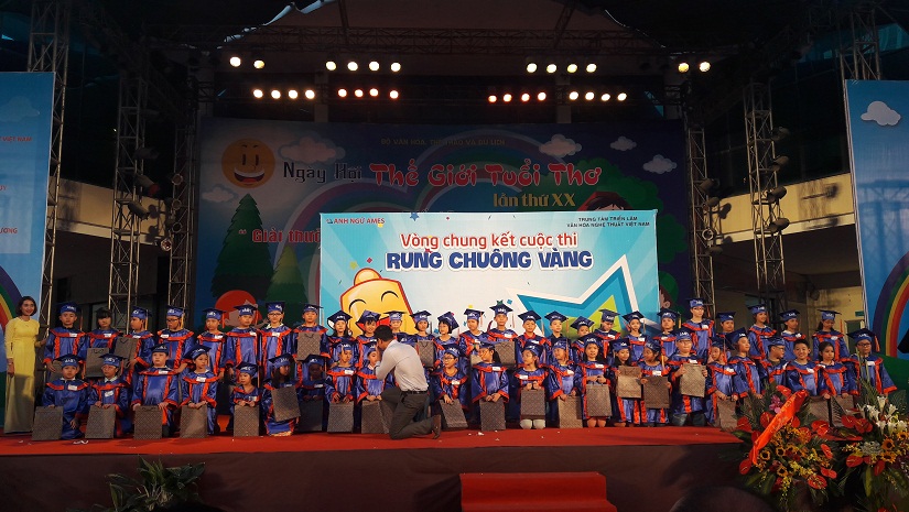 rung chuong vang san choi bo ich cho thieu nhi dip 16