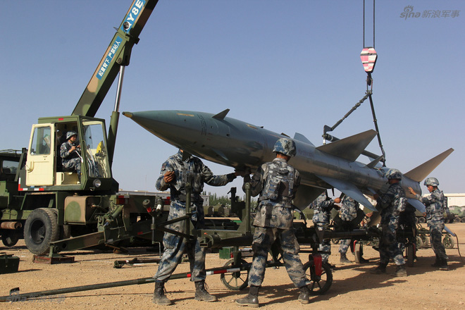 ngac nhien lon trung quoc van chua loai bien ten lua phong khong hq 2