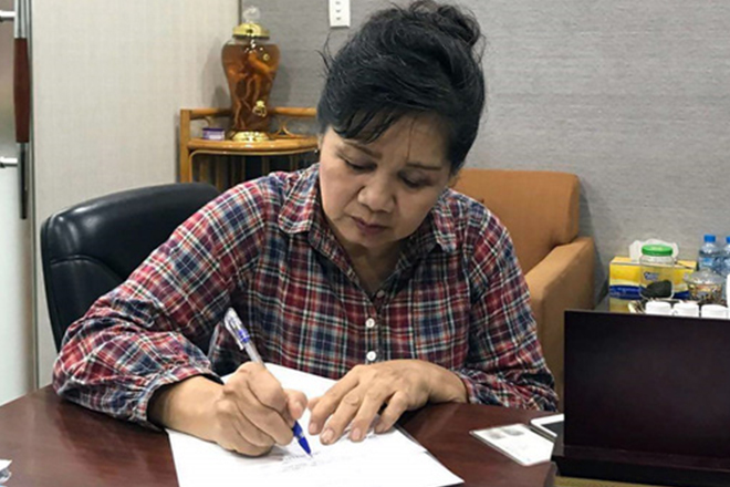 bi nghe si xuan huong dam don kien trang tran tuyen bo toi thich ra toa lam