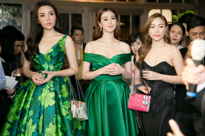 hoa hau ky duyen do ve goi cam voi khanh my