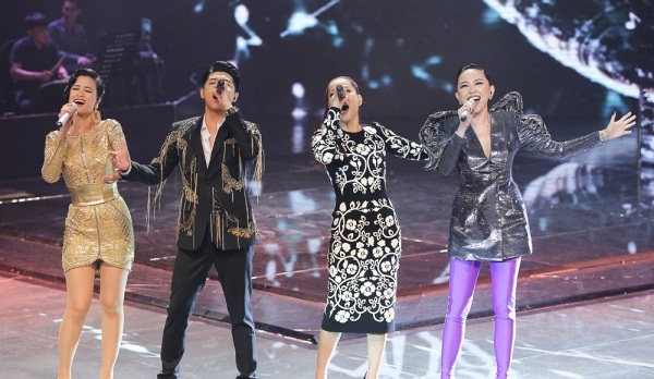 lan thu 2 hoc tro cung cua thu minh dang quang giong hat viet