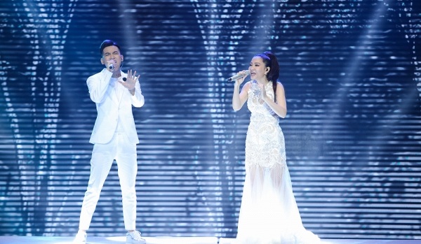 lan thu 2 hoc tro cung cua thu minh dang quang giong hat viet