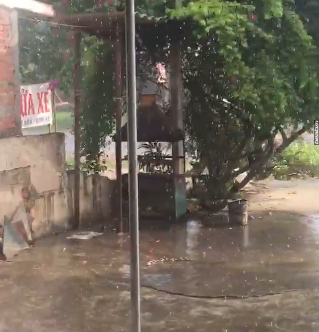 ha noi da co con mua giai nhiet dau tien sau dot nang nong ky luc suot 5 ngay qua