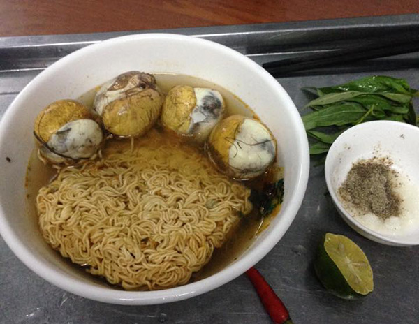 cuoi khong nhat duoc mom voi tuyet pham nau an mi goi thach den an bao nhieu cung khong so nong