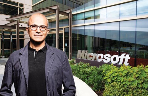 3 bai hoc lanh dao quy hon vang tu email gui nhan vien cua ceo microsoft starbucks va amazon