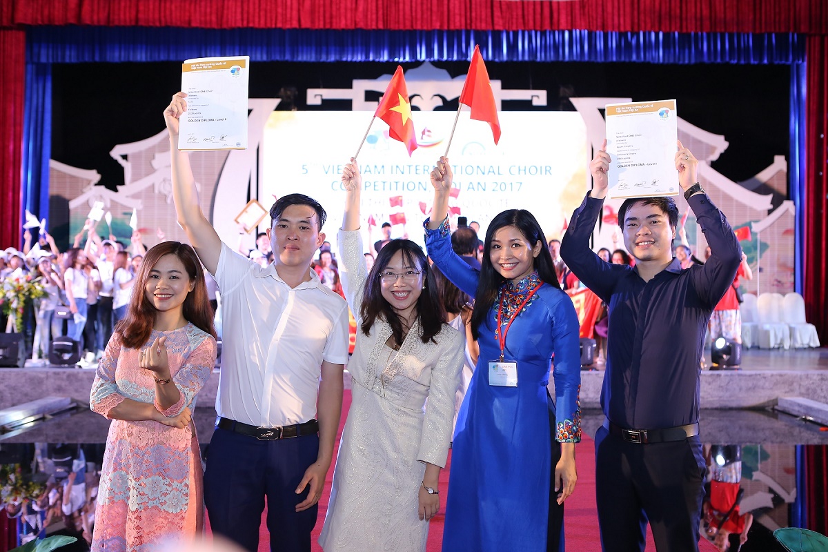 vinschool one dat 2 giai vang tai hoi thi hop xuong quoc te interkultur 2017
