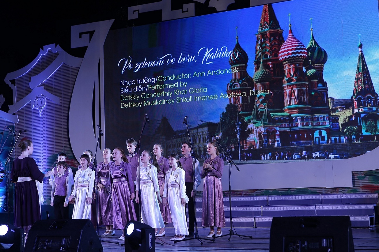 vinschool one dat 2 giai vang tai hoi thi hop xuong quoc te interkultur 2017