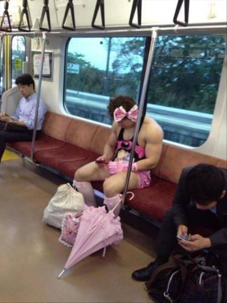 14 bo canh thoi trang xau toi noi xuc pham nguoi nhin