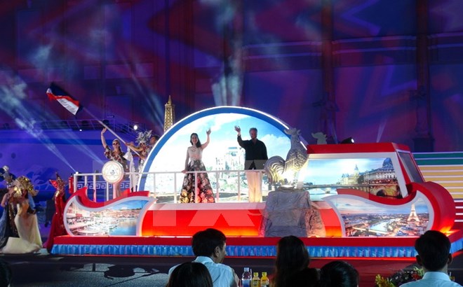 festival bien nha trang khep lai voi bua tiec nghe thuat doc dao