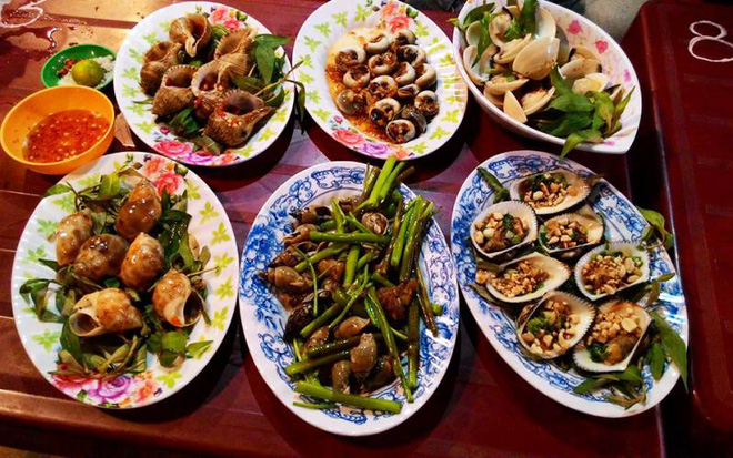 mon an trua khoai khau cua dan van phong ngon lam nhung cung tiem an nhieu nguy co