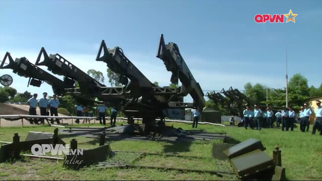 an tuong quan su viet nam tuan qua nghien cuu lam chu nhieu loai vu khi trang bi moi