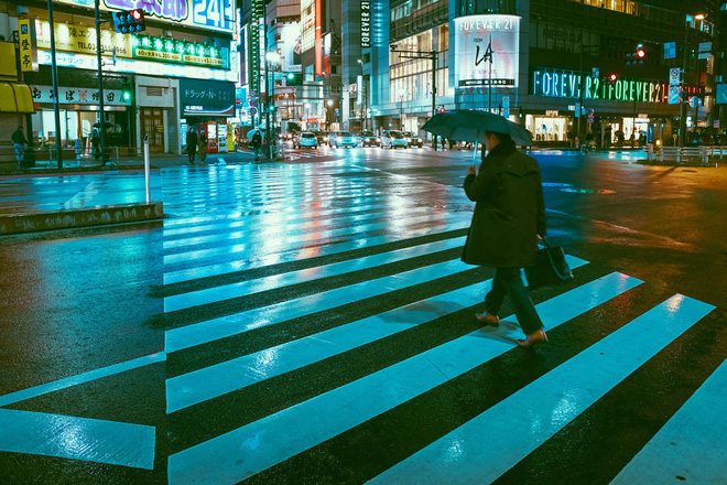 co mot tokyo lung linh va huyen dieu khi dem ve