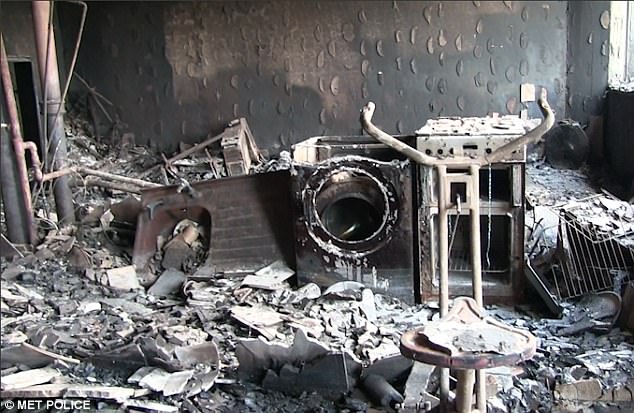 video cac vat dung ben trong toa thap o london deu bi thieu rui bien dang khong the nhan ra